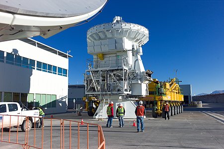 A 7-metre ALMA antenna on a transporter