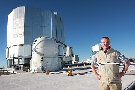 Prof. Tim de Zeeuw visiting Paranal Observatory