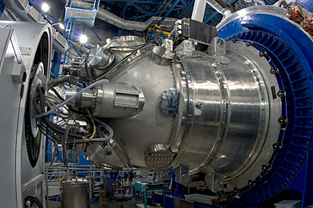 The HAWK-I Instrument at the VLT