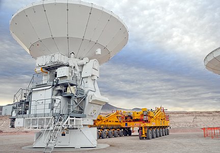 The first journey of an ALMA antenna to the plateau of Chajnantor