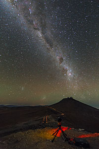 Ultra HD Expedition day 5: starry night over the VLT