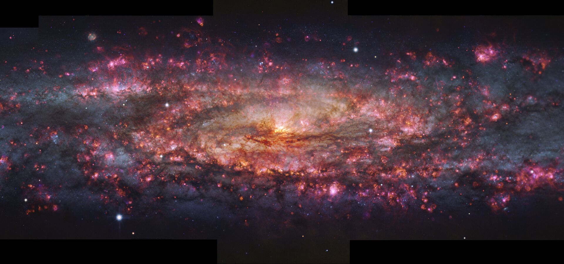 MUSE view of the Sculptor Galaxy
