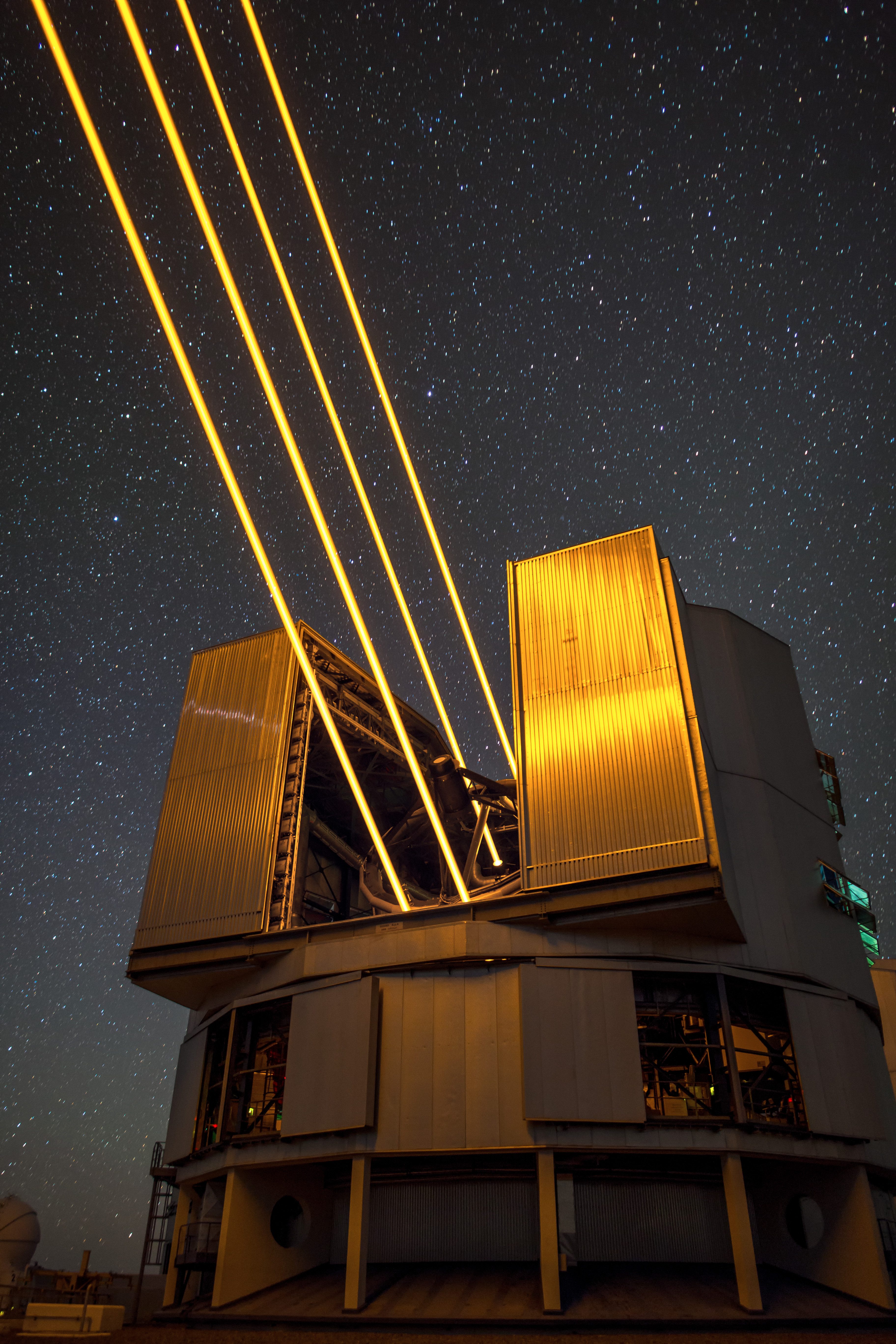 Very large telescope. Европейская Южная обсерватория. VLT 10 телескоп. Телескоп— very large Telescope.. Паранальская обсерватория VLT.