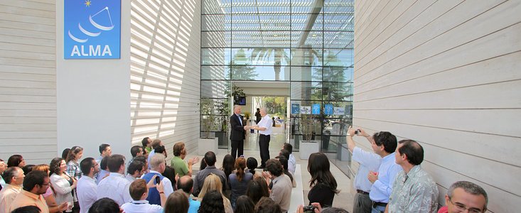 The new ALMA Santiago Central Office is handed over