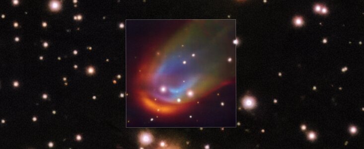 Image prise par le VLT d'une étoile morte créant une onde de choc alors qu'elle se déplace dans l'espace