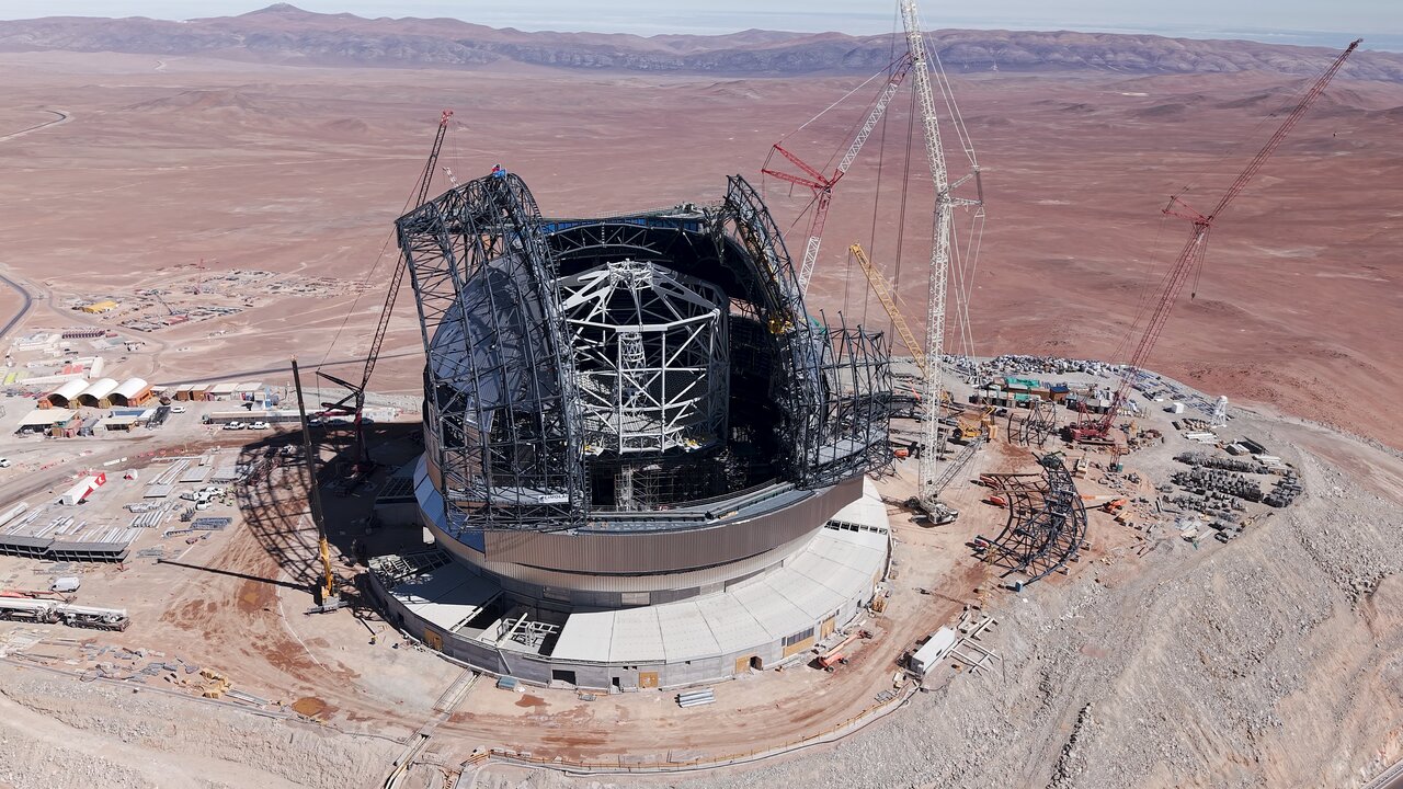 ELT dome reaches its highest point