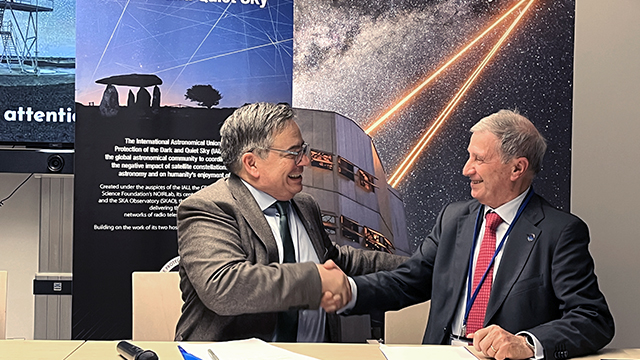 IAU CPS and ESO sign agreement