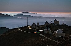 La Silla waking up