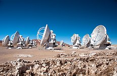 First 7-metre ALMA Antenna Arrives at Chajnantor