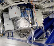 SINFONI at VLT Yepun, now fully assembled (July 2004)