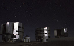 Evening at Paranal with AT1 and AT2