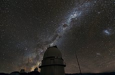 The Milky Way over the 1.54-metre Danish Telescope at La Silla