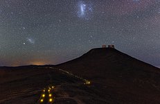 Ultra HD Expedition day 3 - Small and Large Magellanic clouds above the VLT