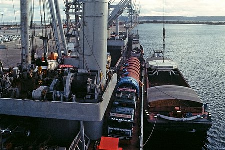VLT mirror shipped to Chile