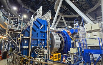 Revelando estrelas e galáxias escondidas: o novo instrumento MOONS do Very Large Telescope faz as suas primeiras observações