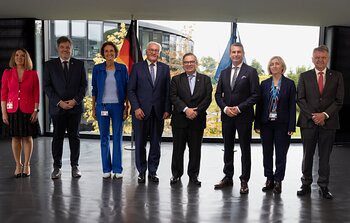 Bundespräsident Steinmeier besucht den ESO-Hauptsitz in Garching
