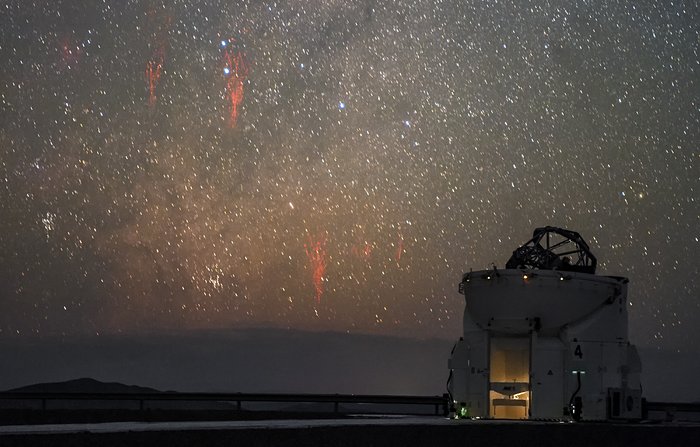 Paranal red sprites