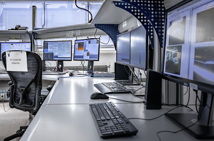 Telescope operation room, Paranal