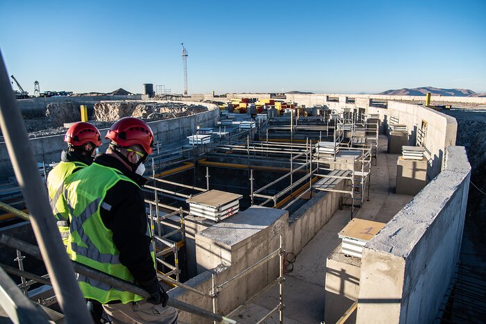 Chilean Minister visits ESO’s ELT construction site