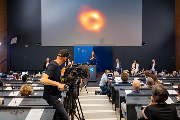 Huib van Langevelde presents the first image of Sagittarius A*