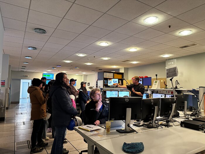 Visitors tour the control room at ESO's Paranal Observatory