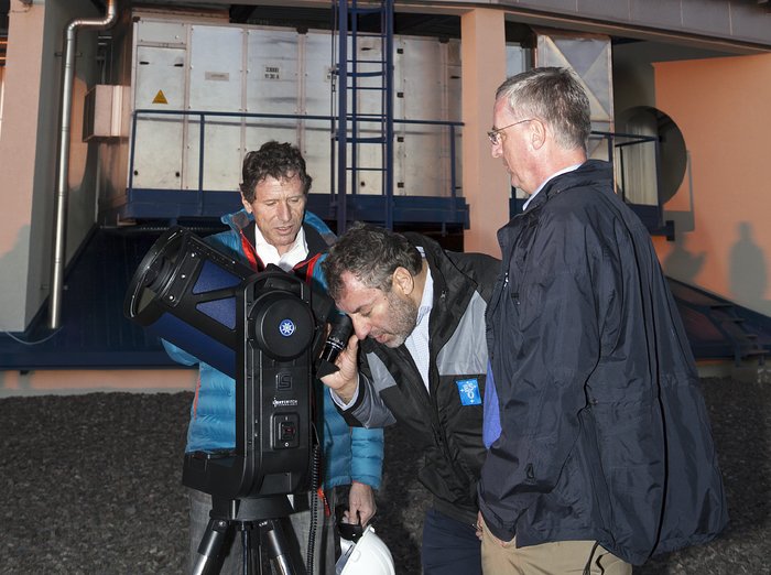 Austrian and Portuguese Ministers for Science visit Paranal