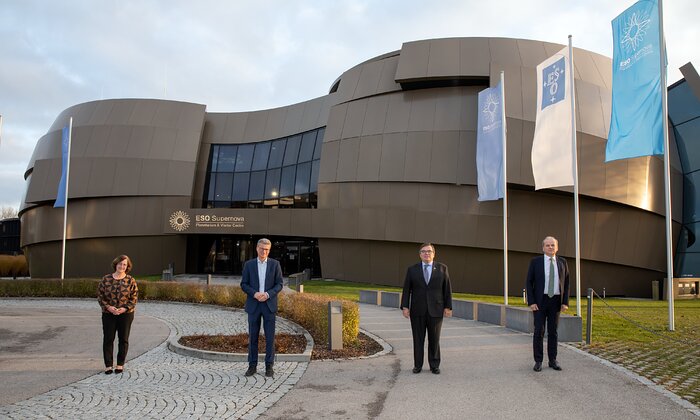 Bayerische Wissenschaftsminister Bernd Sibler besucht ESO