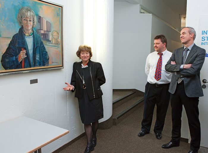 Unveiling Catherine Cesarsky’s portrait