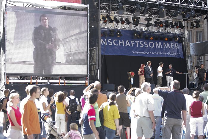 ESO video conference with Daniel Kubas at Wissenschaftssommer