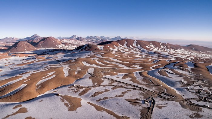 ALMA array in the snow