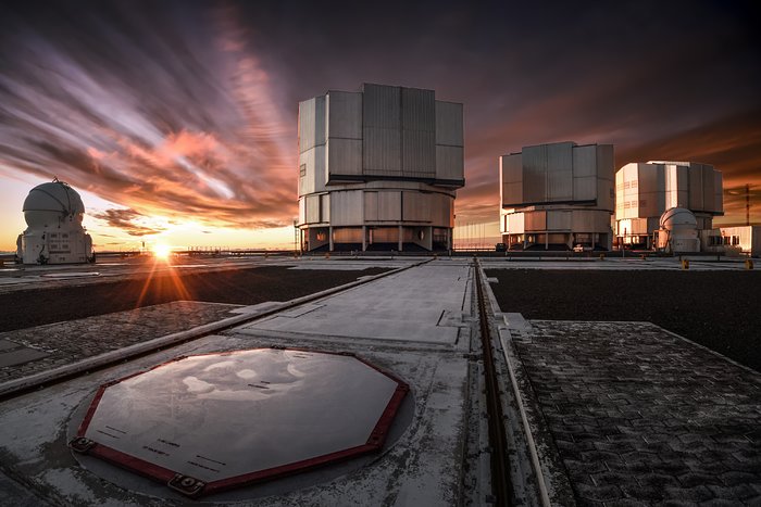 Shining down on Paranal