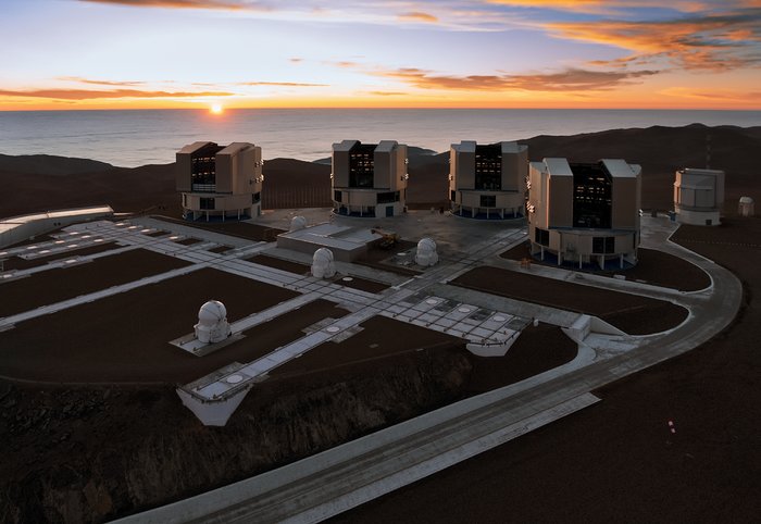 Paranal and the Pacific at sunset