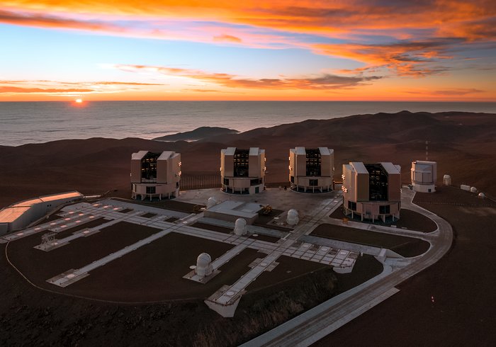 Paranal and the Pacific at sunset