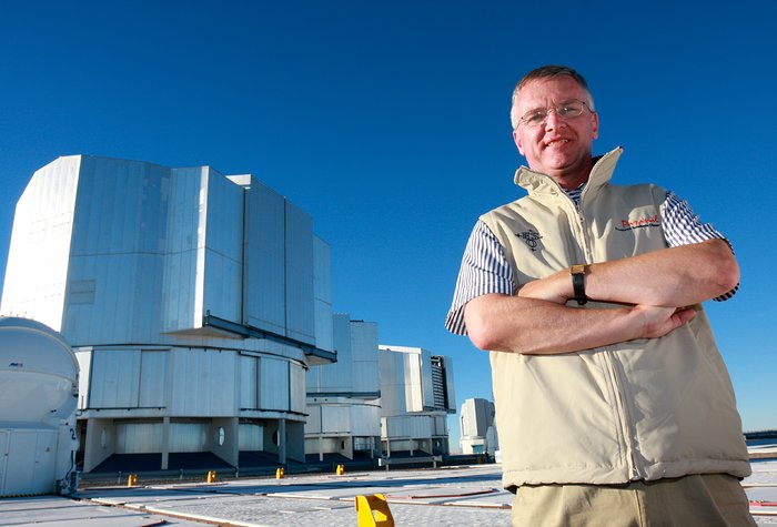 Prof. Tim de Zeeuw visiting Paranal Observatory