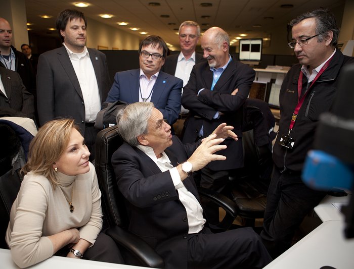 Prezydent Chile Sebastián Piñera oraz jego żona Cecilia Morel w sterowni w Paranal