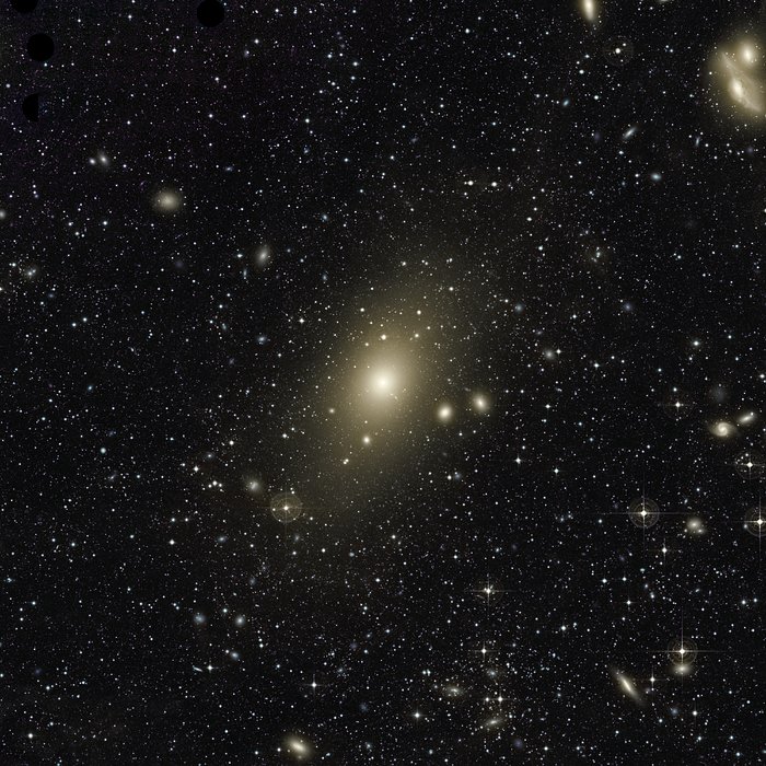 L'alone della galassia Messier 87