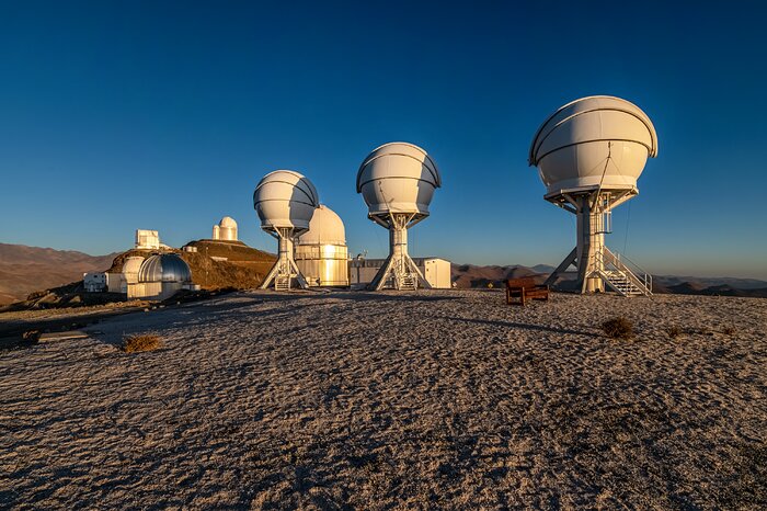 Os telescópios BlackGEM no Observatório de La Silla do ESO