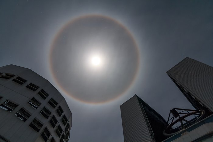 Halo sobre Paranal