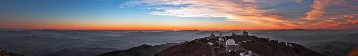 Paleta del ocaso en los cielos sobre La Silla