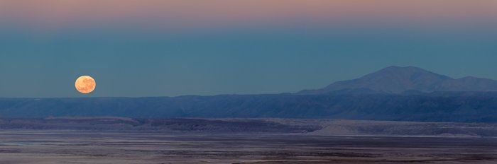 Chilean moonset