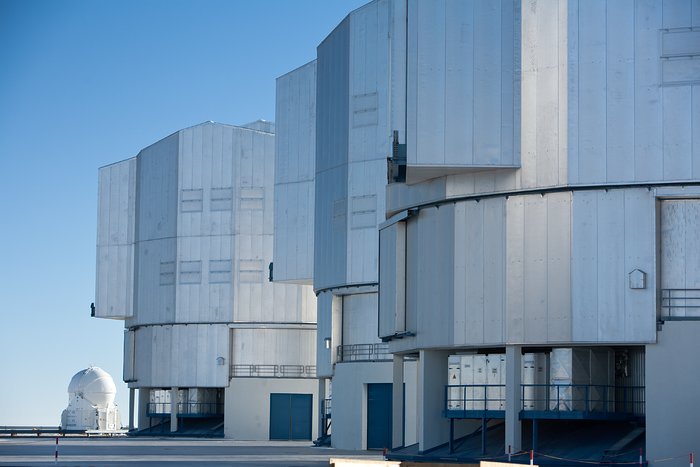 Paranal's Very Large Telescopes