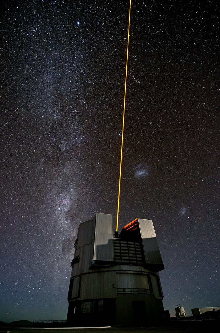 El cometa y el láser