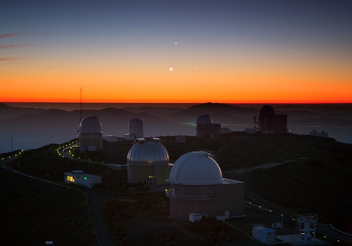 Drie planeten dansen boven La Silla