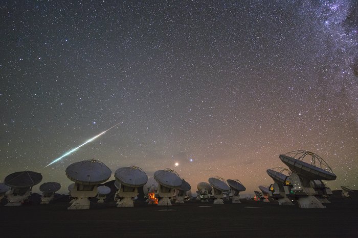 Cosmic fireball falling over ALMA