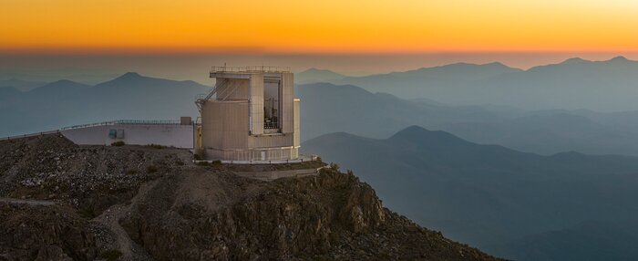 Encaramado en la cima del mundo