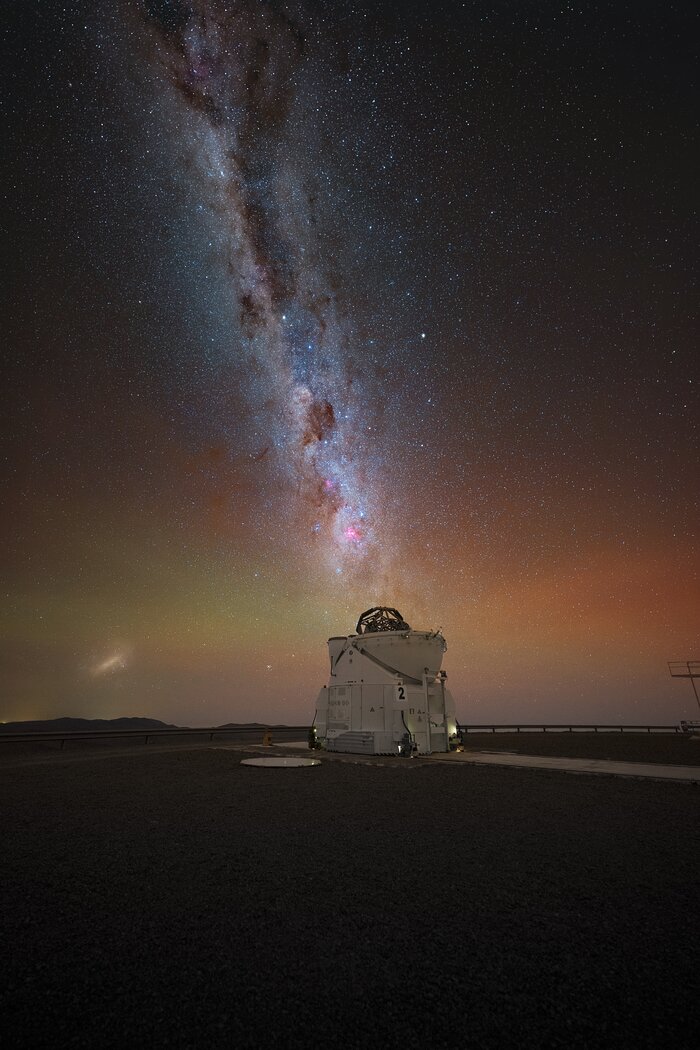Uma mancha cor de rosa no céu austral