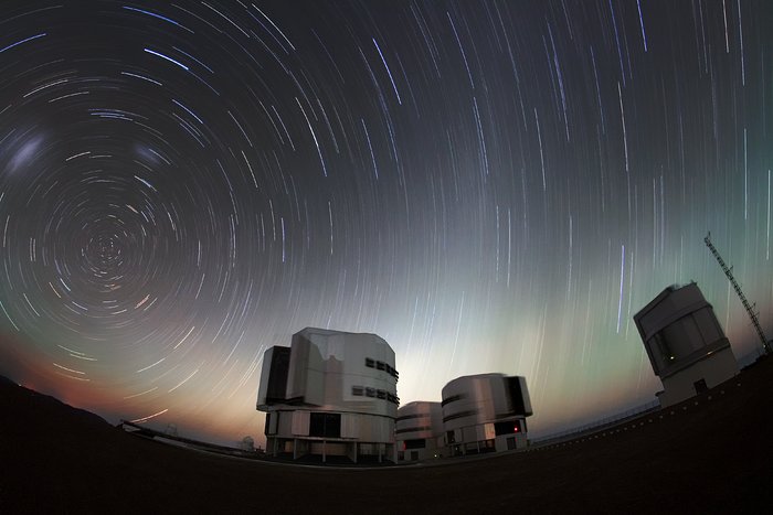 Twilight ends at Paranal