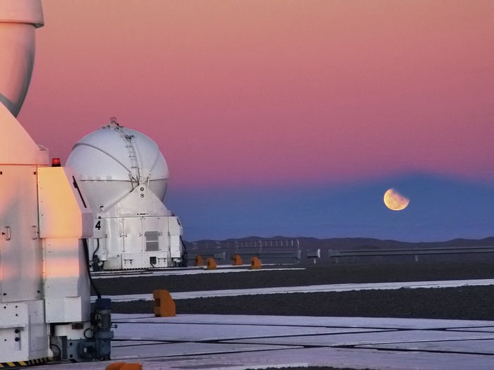 Lunar eclipse at Paranal