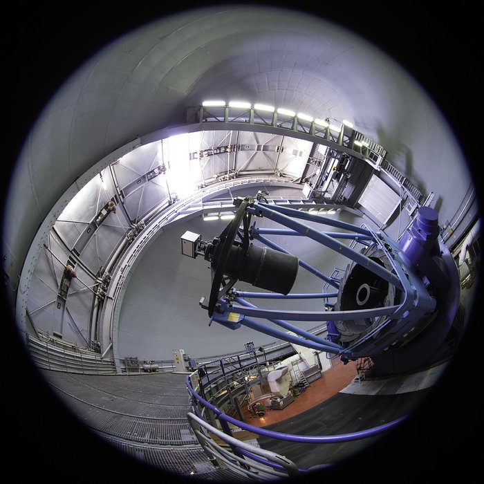 Fulldome view of the ESO 3.6-metre telescope