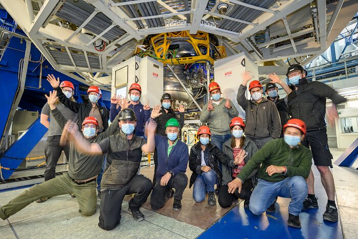 ERIS team installing the instrument on VLT